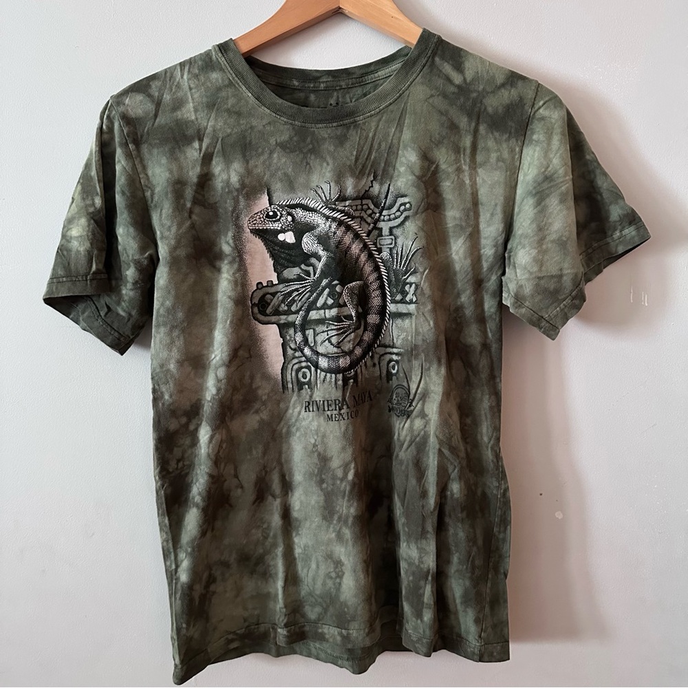 100% Organic Cotton Green Reptile Graphic T-Shirt